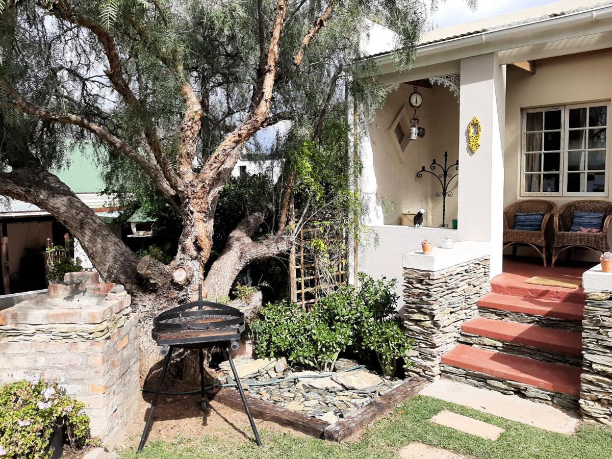Over Karoo Inn Barrydale Bagian luar foto